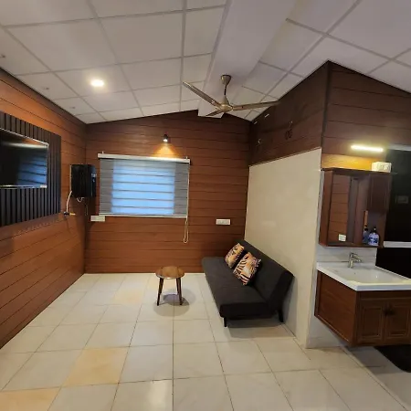 Wild Orchid 5Bhk Villa & Eco Cottages In Sancoale Valley Exterior photo